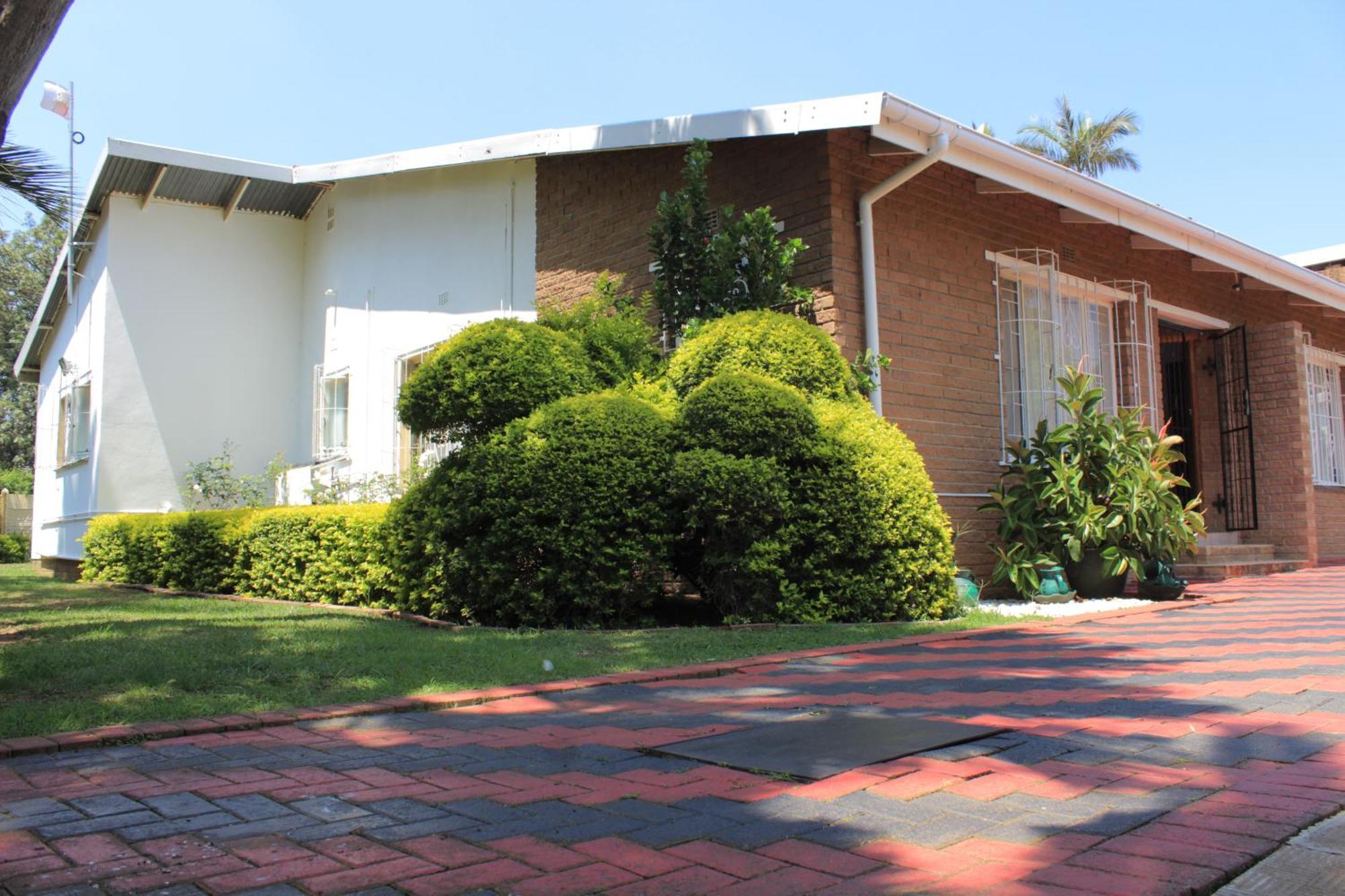 His Glory Guest House فرايهيد المظهر الخارجي الصورة
