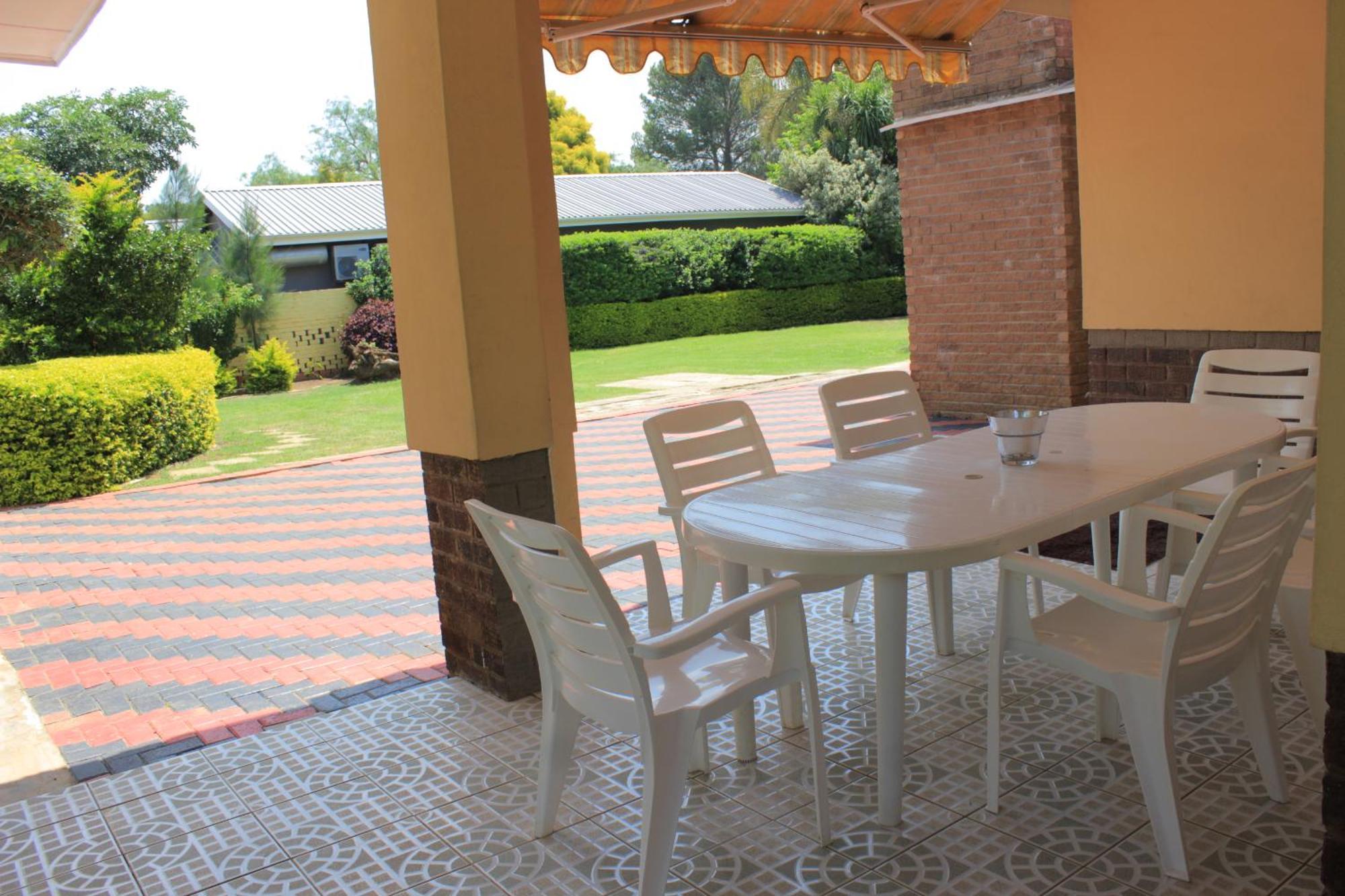 His Glory Guest House فرايهيد المظهر الخارجي الصورة